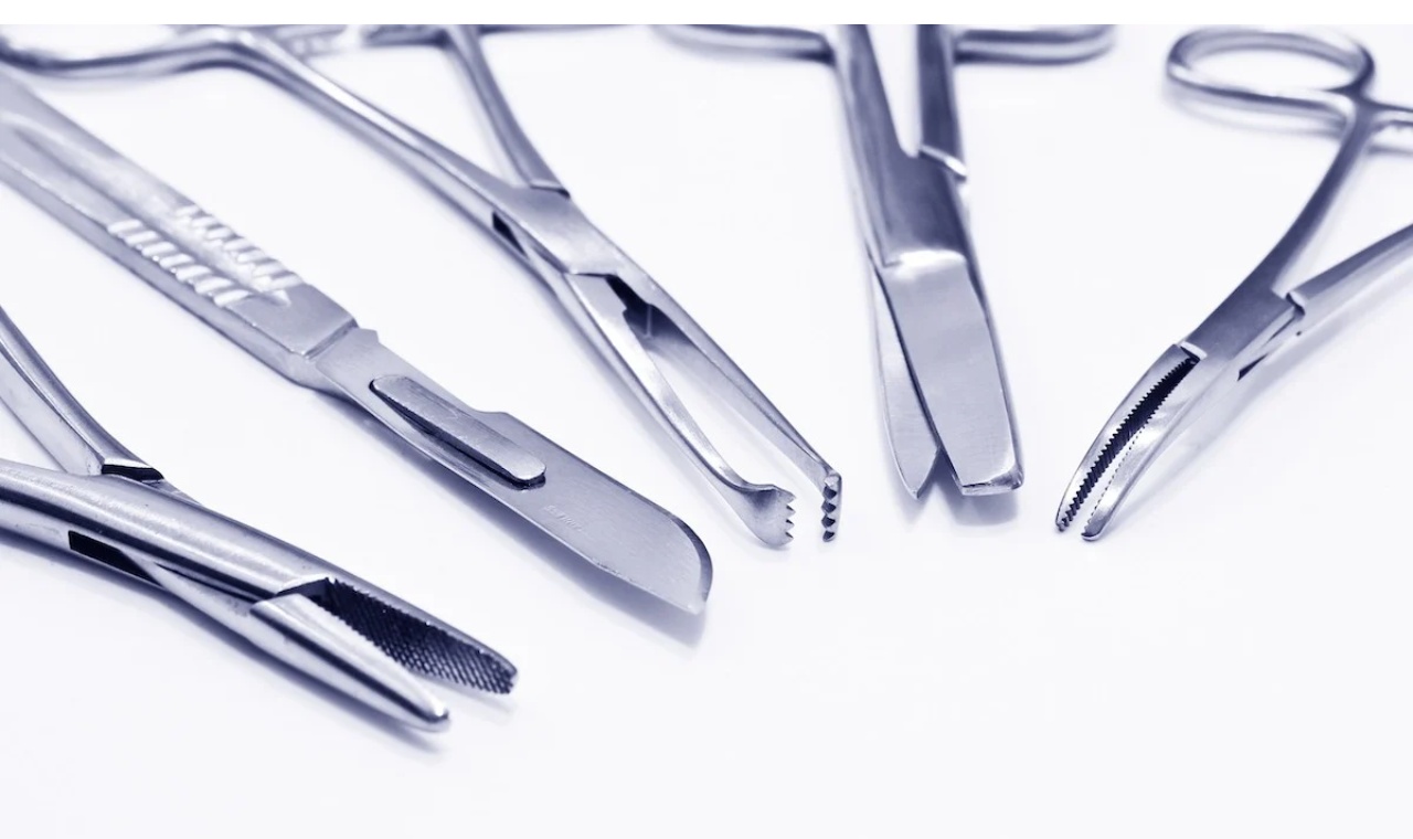 surgical instruments
